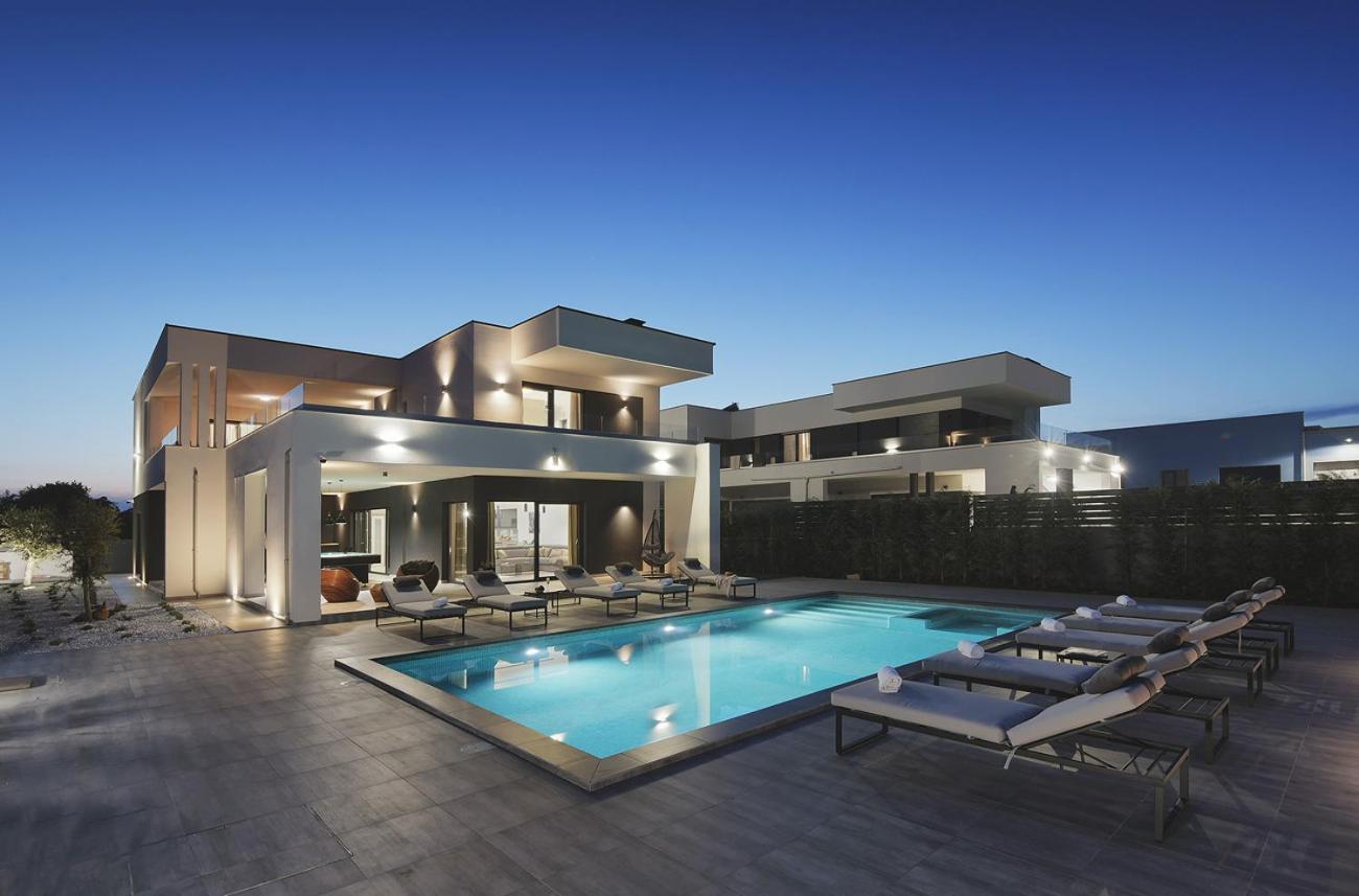 Villa Ula In Pula With Heated Pool And Sauna Εξωτερικό φωτογραφία
